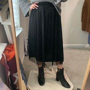 Black Tulle Midi Skirt | Banana Republic